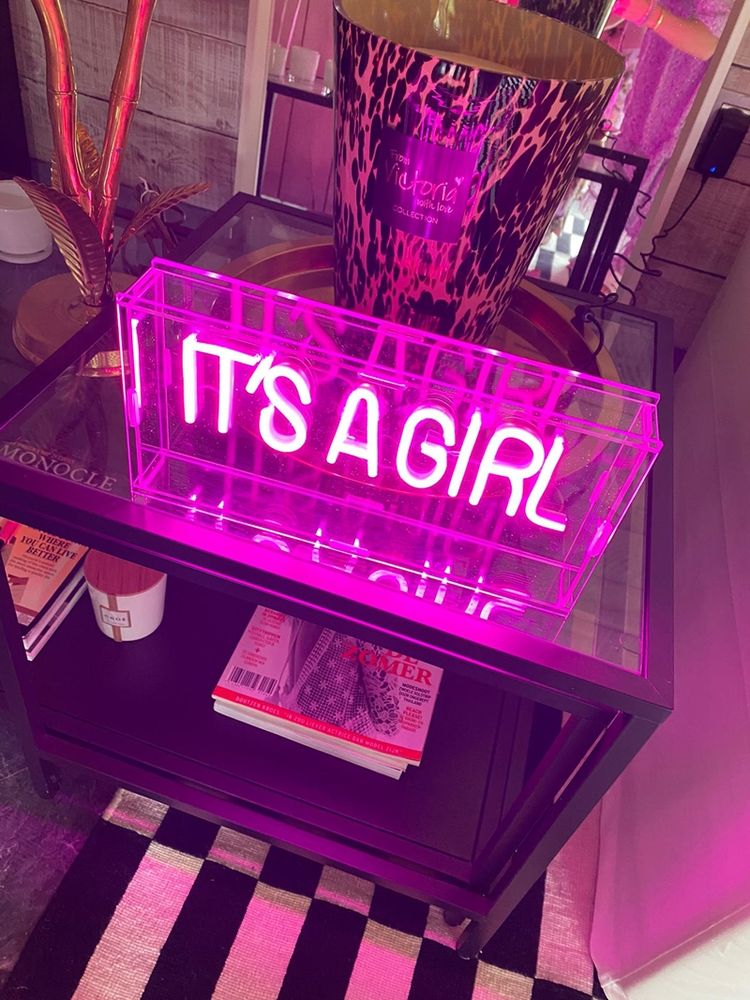 Childhome Lampka Neon It's A Girl - obrazek 4