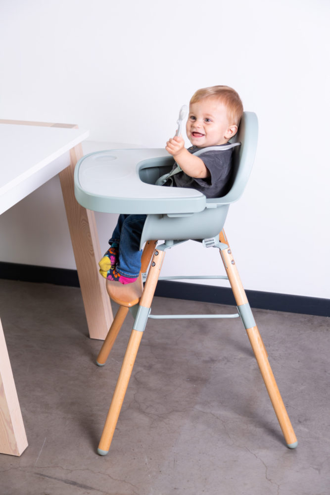 Childhome Tacka ABS do krzesełka Evolu 2 + mata silikonowa Mint - obrazek 5