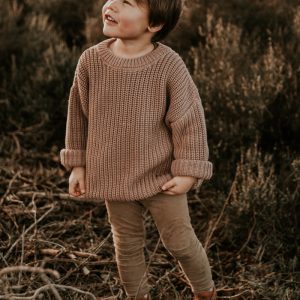 Minimalistyczny sweter dla dzieci z certyfikowanej dzianiny bawełnianej Yuki w kolorze zgaszonego różu  - MIST, 1-2, 5-6 lat