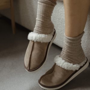 Kapcie damskie ze skórą i wełną merynosa, roz. 37-40 / Dear Sheep
