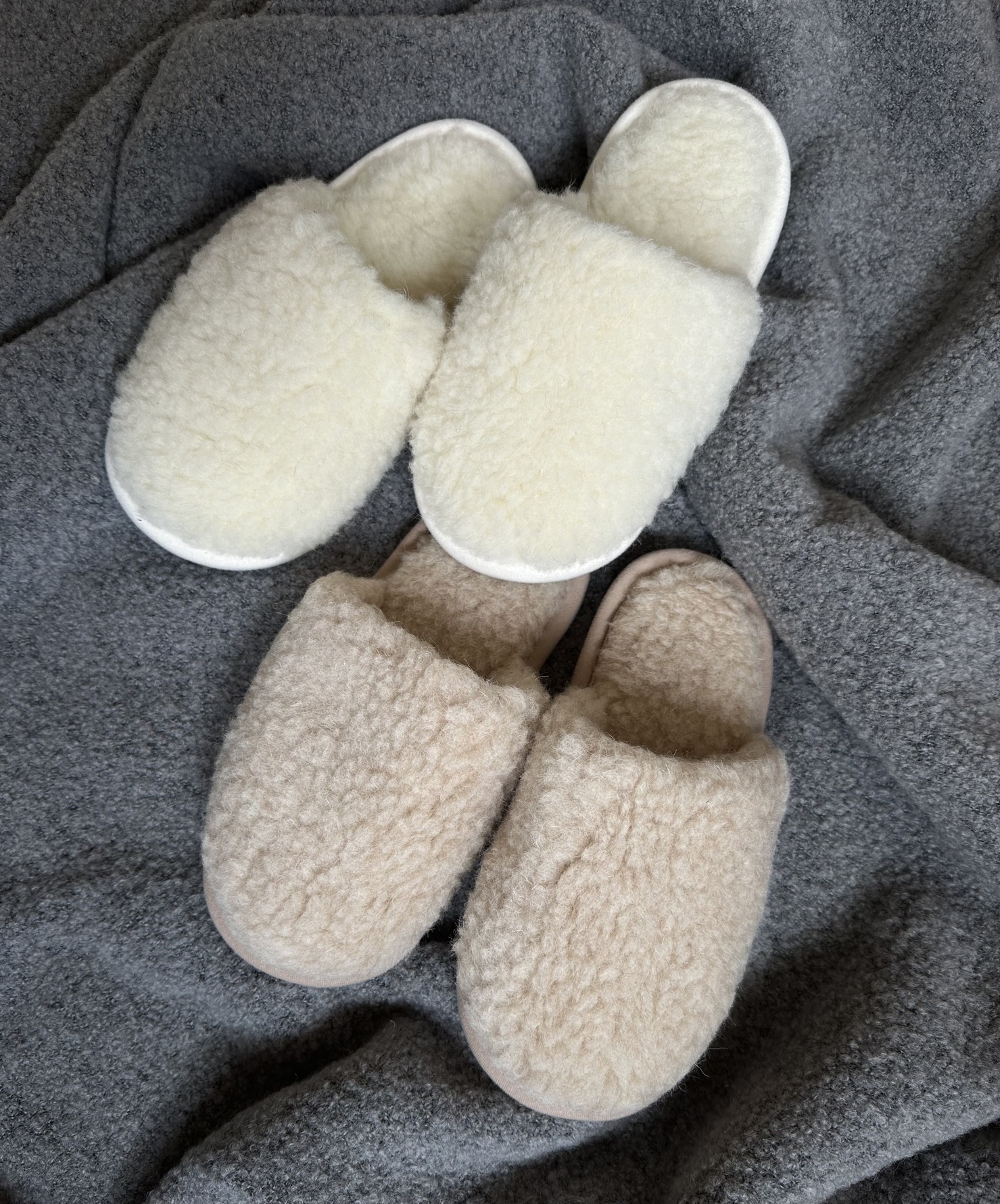 Kapcie wsuwane (laczki) z 100% wełny merynosa od Dear Sheep dla dorosłych - obrazek 2