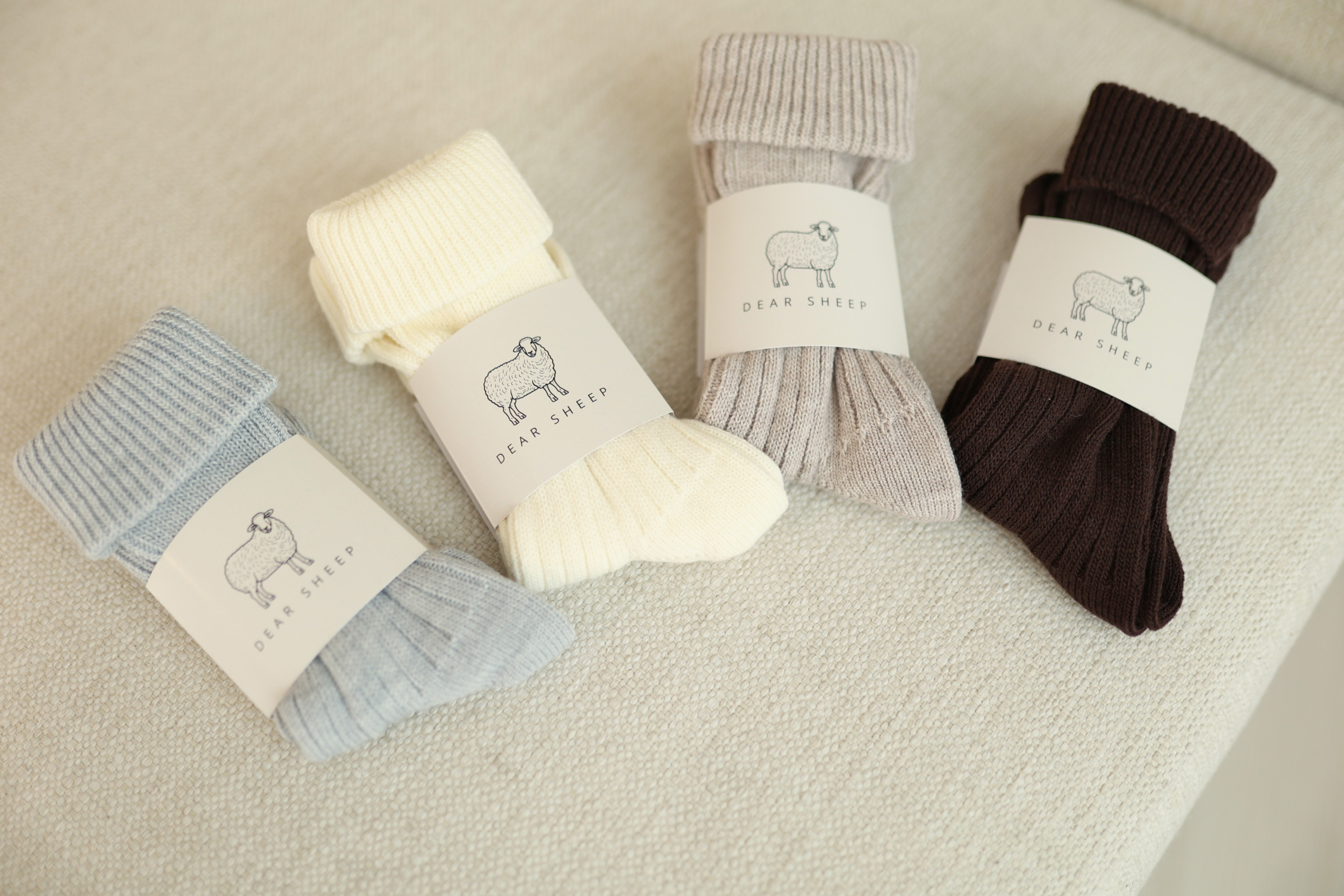 Grube skarpety damskie z wełną merino ( 70%), idealne do UGG, beż, ecru i szary - obrazek 7