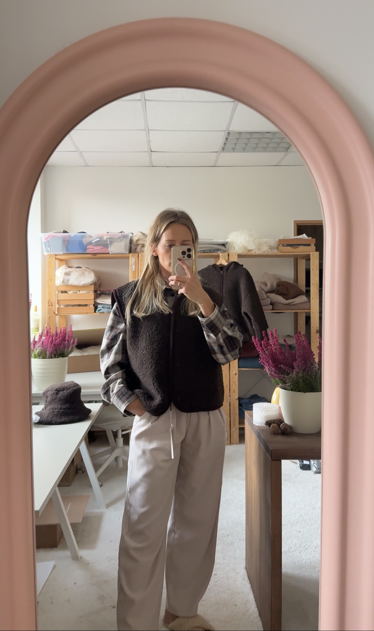 Brązowa, rozpinana kamizelka damska oversize 100% wełna MERINO, rozmiary S-XL, Czekoladowy brąz - obrazek 6