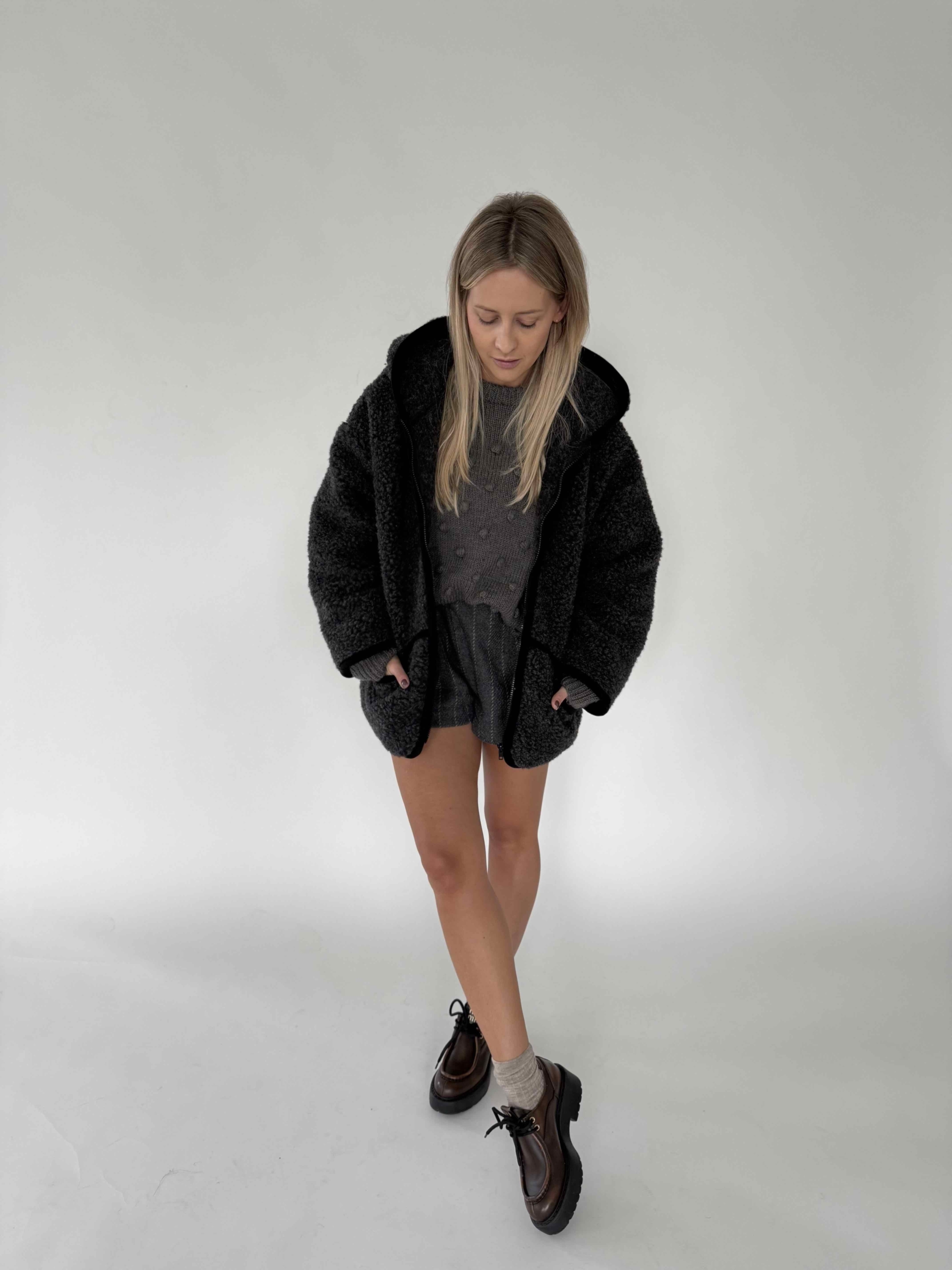 Czarna kurtka damska oversize Teddy z wełny merino 100%/ Black - obrazek 8
