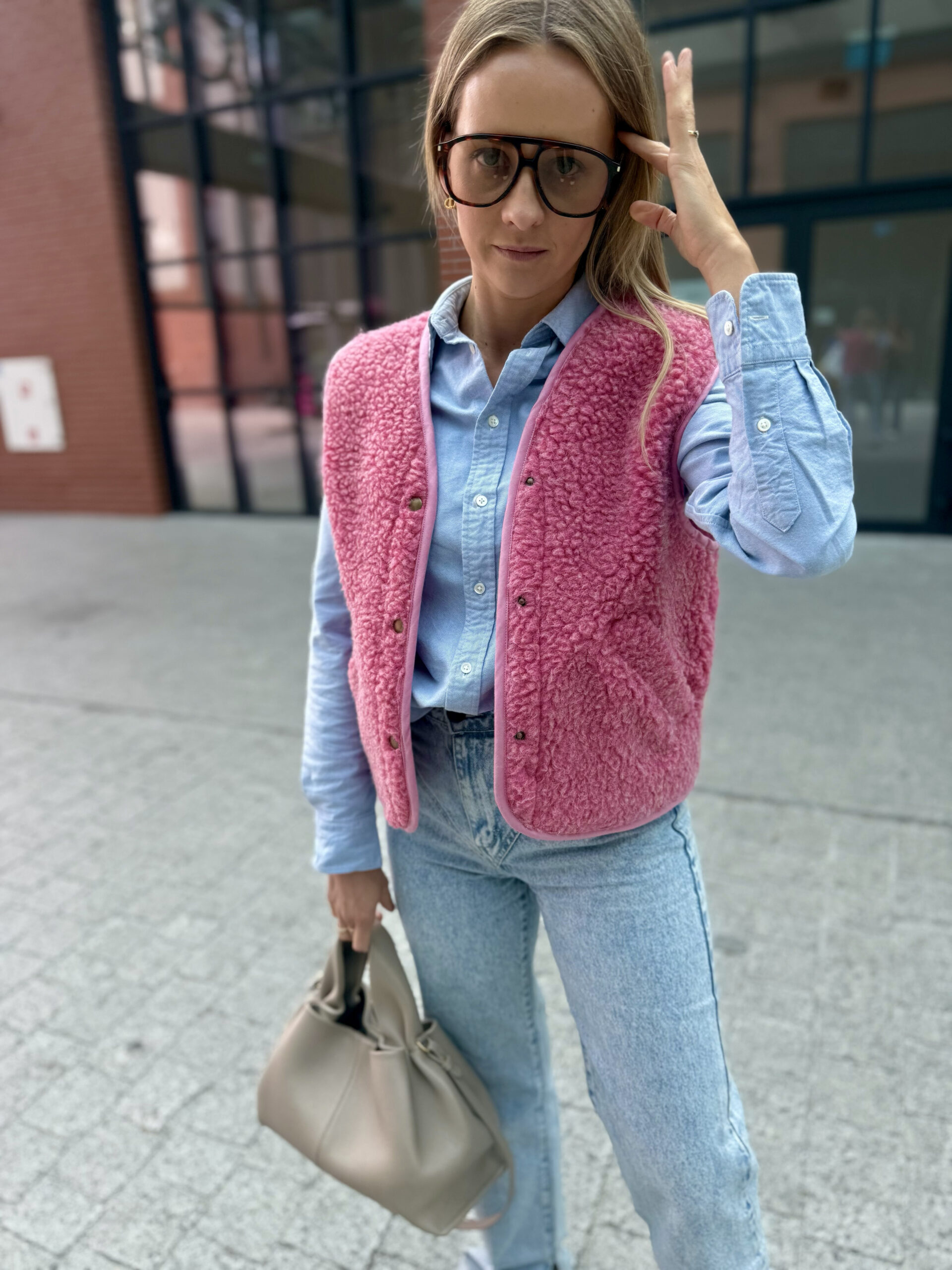 Wełniana kamizelka damska na napy z kieszeniami "FLOW", 100% MERINO, w kolorze Candy / róż XS-XL - obrazek 2