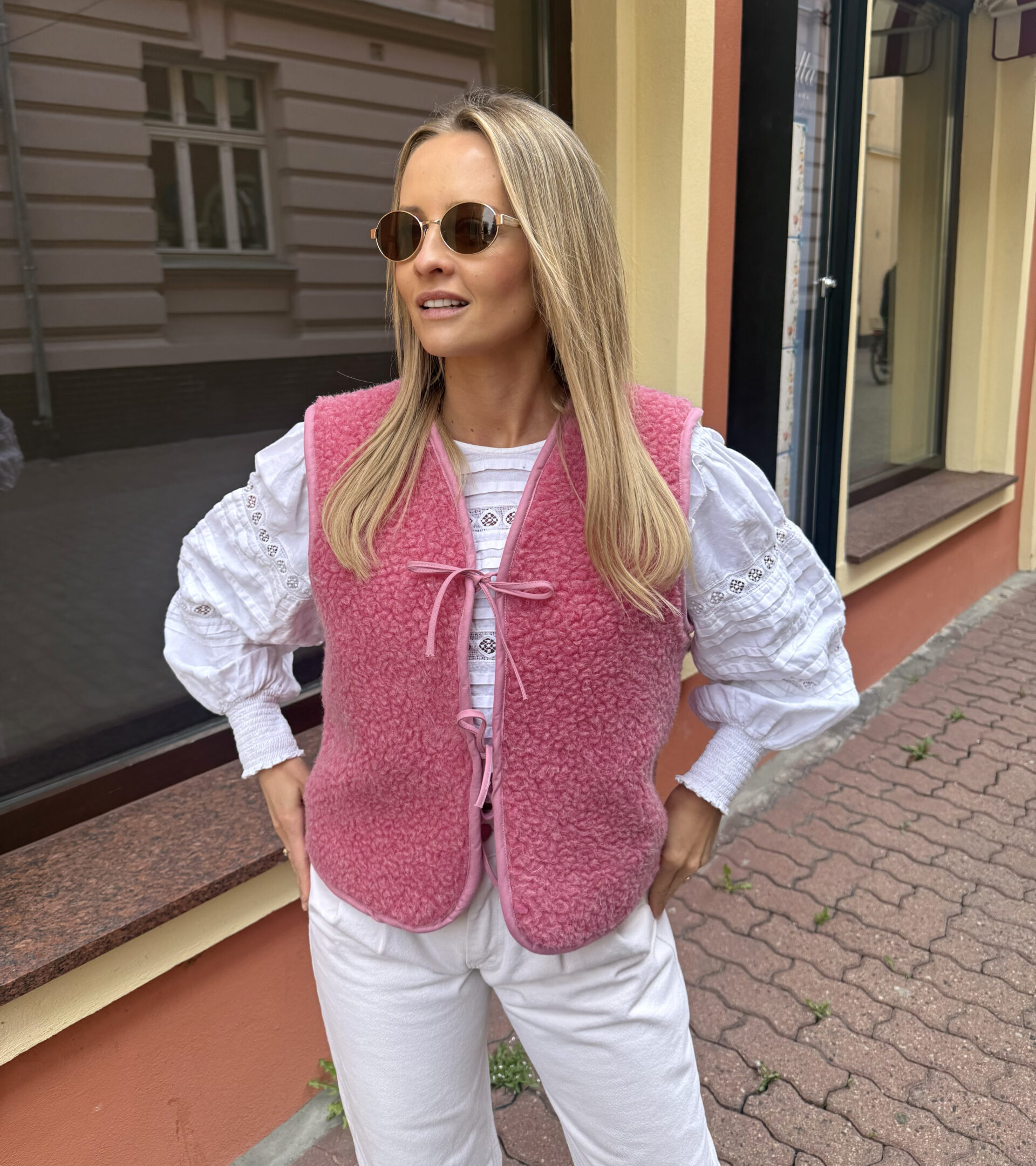 Wełniana kamizelka damska z wiązaniem "LILLY", 100% MERINO, w kolorze Candy / róż XS-XL