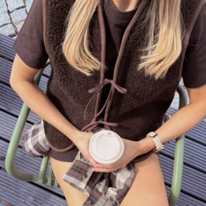 Wełniana kamizelka damska z wiązaniem „LILLY”, 100% MERINO, w kolorze Chocolate / Brąz XS-XL